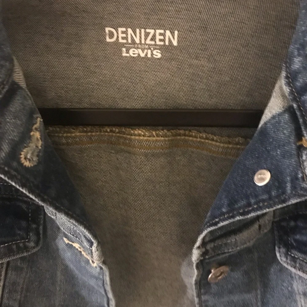 Denizen Levis - Picture 2 of 4